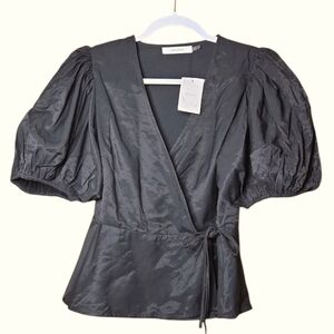 NWT IDEM DITTO Black Puff Sleeve Knit Wrap Top Size Medium‎